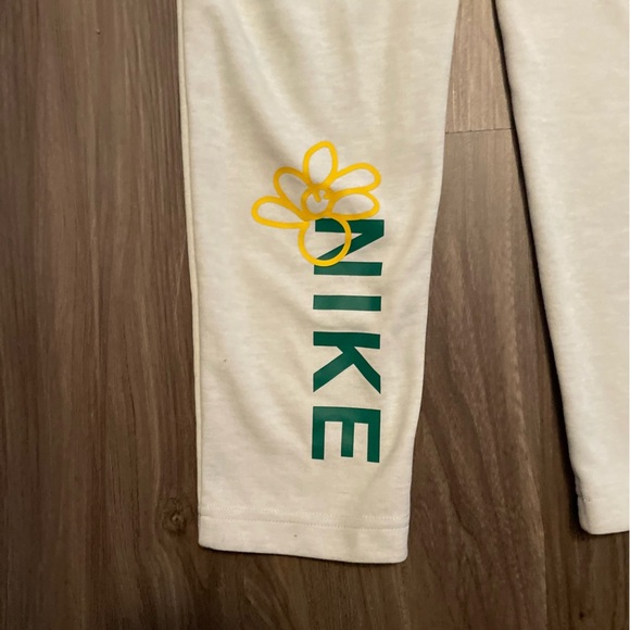 Nike Dri-FIT light bone Performance Big Kids Boys Training Joggers size M - Picture 3 of 8